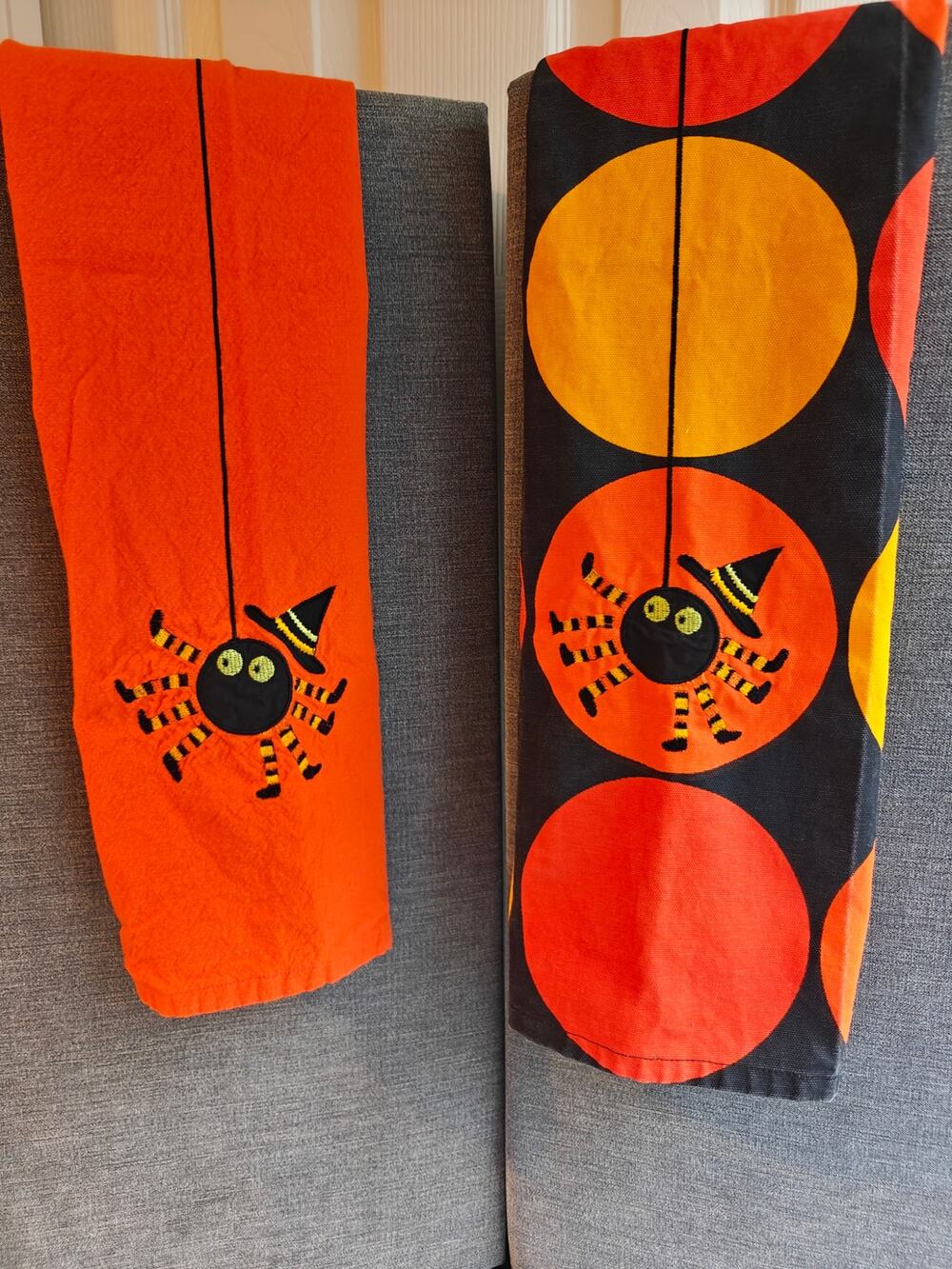 Crate & Barrel Halloween Kitchen Towels Set 100% Cotton Black Orange Spider